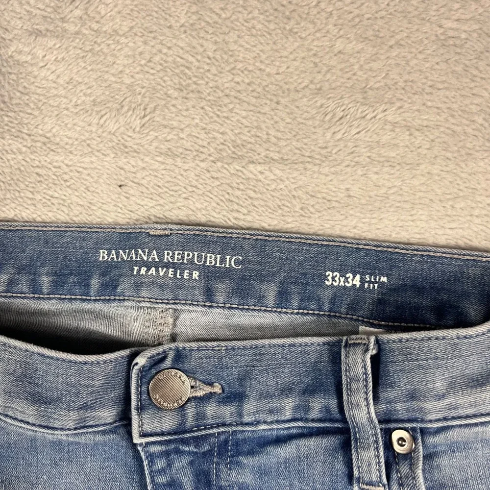 Banana Republic Traveler Jeans Mens 33x34 Slim Fit Light Wash Blue Denim Pants